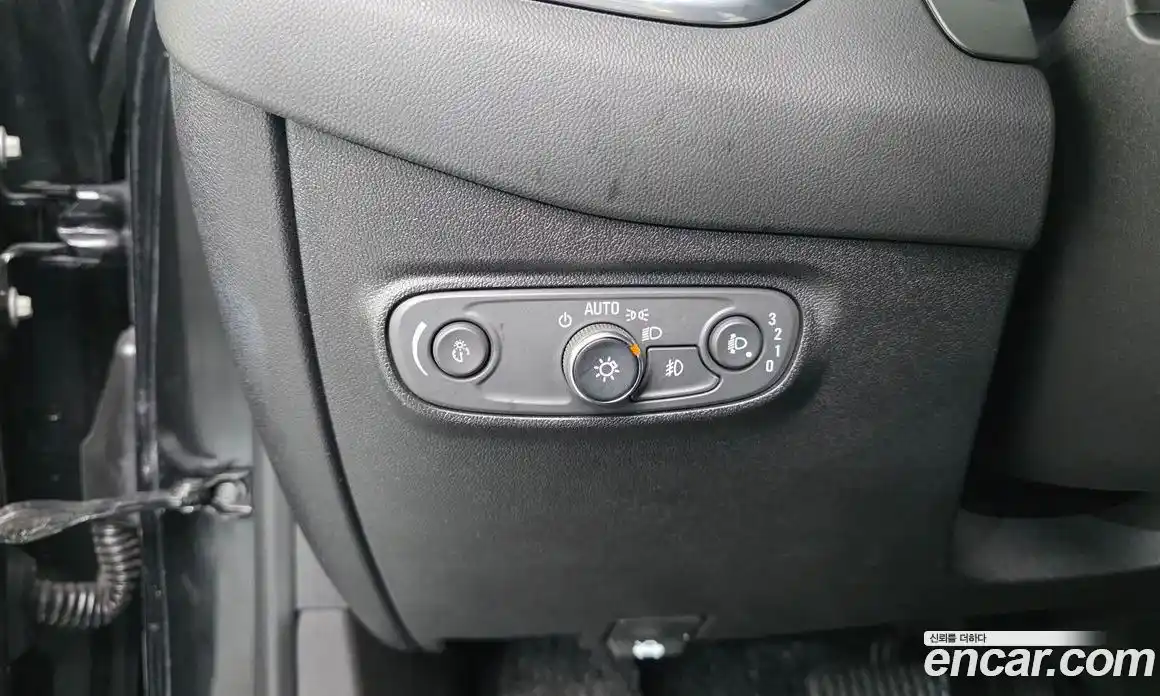 Chevrolet Equinox 2018 1.6 Автомат в Москве № 528453, фото 13