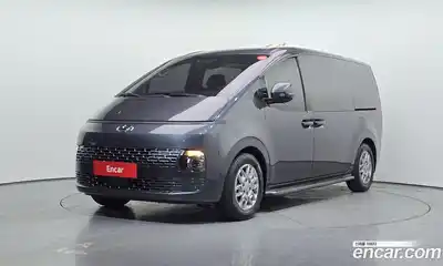 Hyundai Staria, 2022