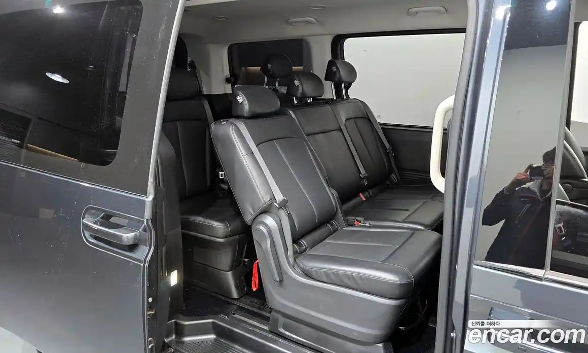 Hyundai Staria 2022 3.5 Автомат в Москве № 530388, фото 12