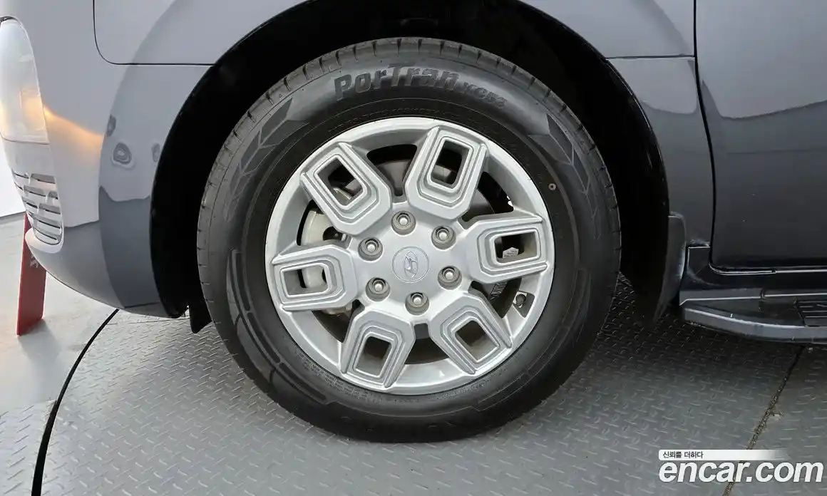 Hyundai Staria 2022 3.5 Автомат в Москве № 530388, фото 5