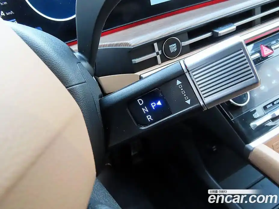 Hyundai Santa Fe 2024 2.5 Автомат в Москве № 530478, фото 11