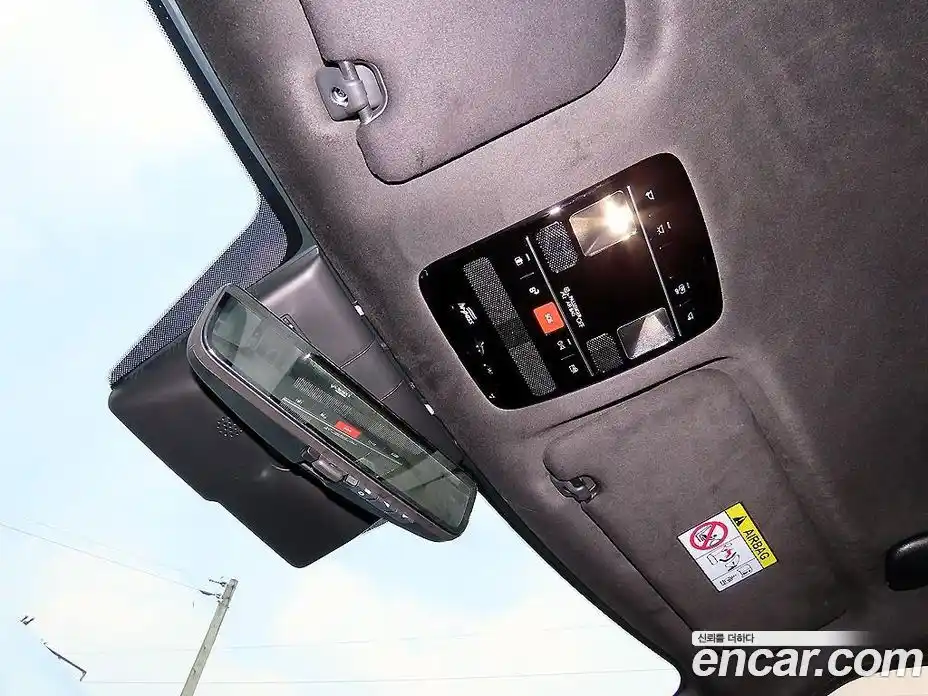 Hyundai Santa Fe 2024 2.5 Автомат в Москве № 530478, фото 15