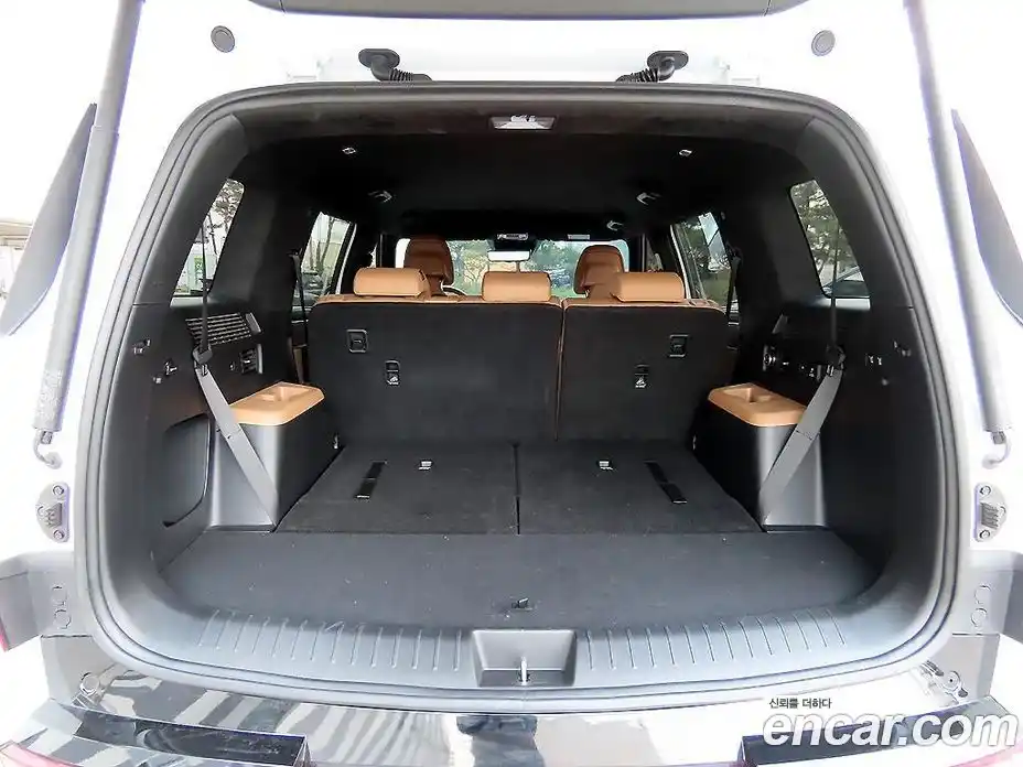 Hyundai Santa Fe 2024 2.5 Автомат в Москве № 530478, фото 16