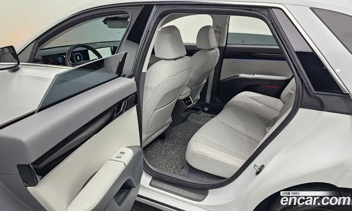 Hyundai Grandeur 2023 2.5 Автомат в Москве № 530600, фото 12