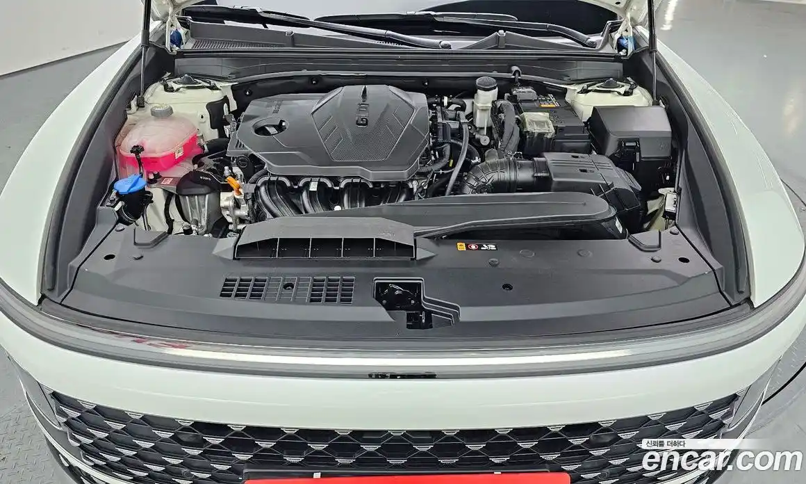 Hyundai Grandeur 2023 2.5 Автомат в Москве № 530600, фото 6