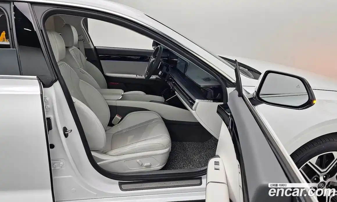 Hyundai Grandeur 2023 2.5 Автомат в Москве № 530600, фото 10