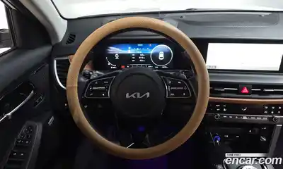 Kia Seltos 2023 1.6 Автомат в Москве № 532033, миниатюра 12