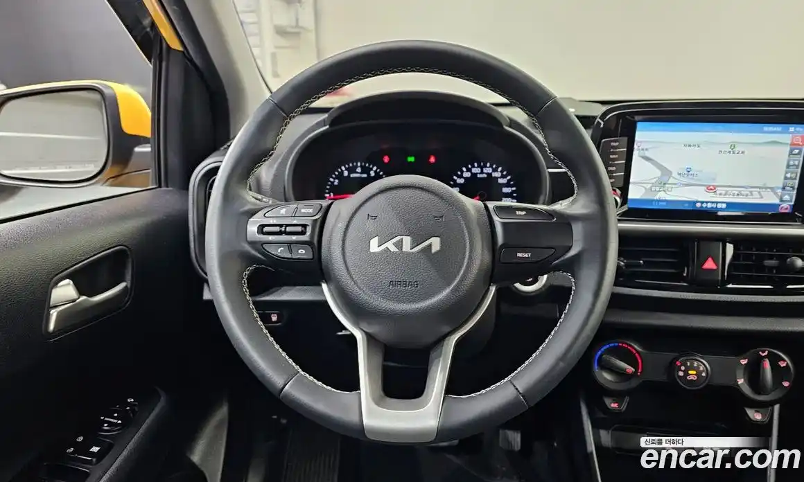 Kia Morning 2023 1.0 Автомат в Москве № 532305, фото 12