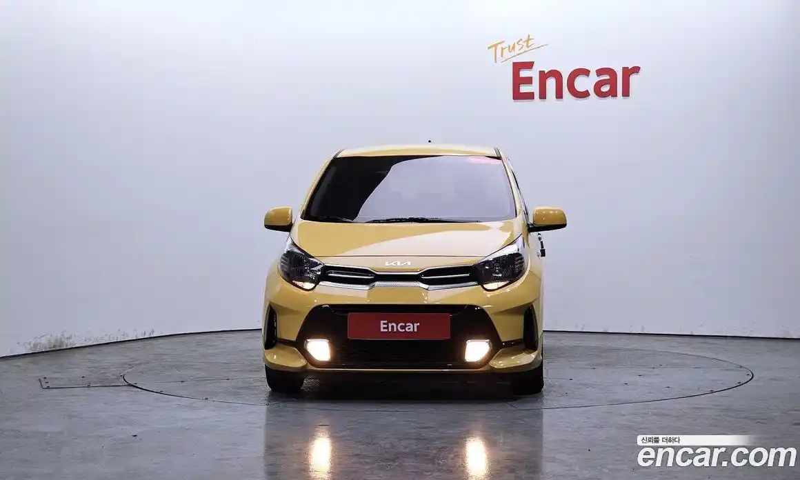 Kia Morning 2023 1.0 Автомат в Москве № 532305, фото 2