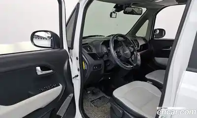 Kia Ray 2023 1.0 Автомат в Москве № 532593, миниатюра 10