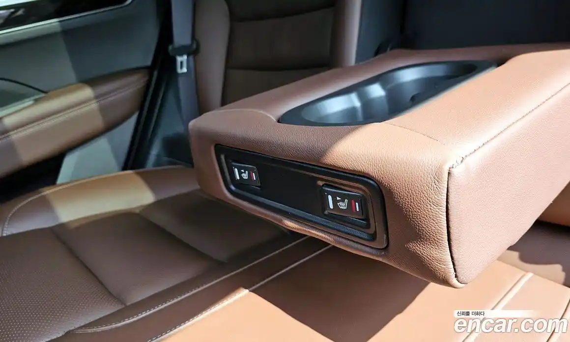 Renault QM6 2017 2.0 Автомат в Москве № 534283, фото 12