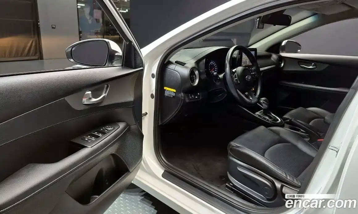 Kia K3 2019 1.6 Автомат в Москве № 534763, фото 11