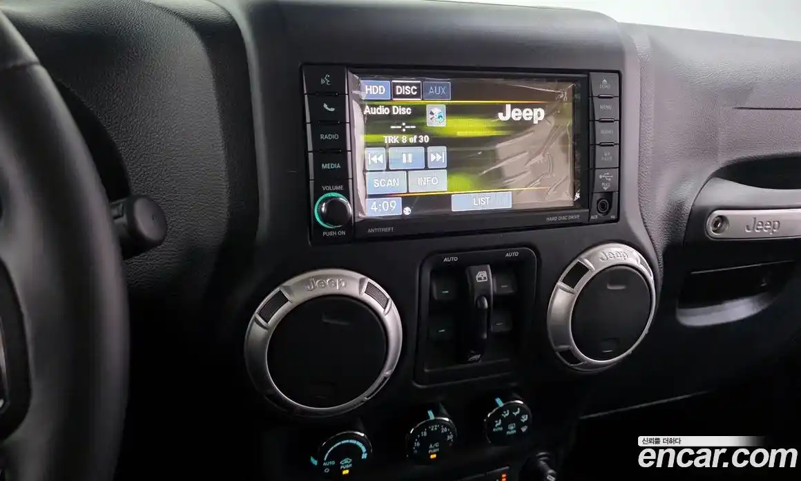 Jeep Wrangler 2016 3.6 Автомат в Москве № 534839, фото 14