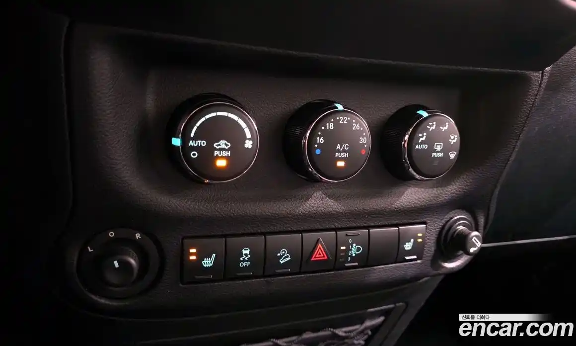 Jeep Wrangler 2016 3.6 Автомат в Москве № 534839, фото 17