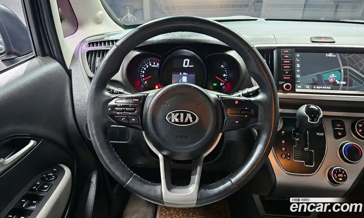 Kia Ray 2021 1.0 Автомат в Москве № 534920, фото 13