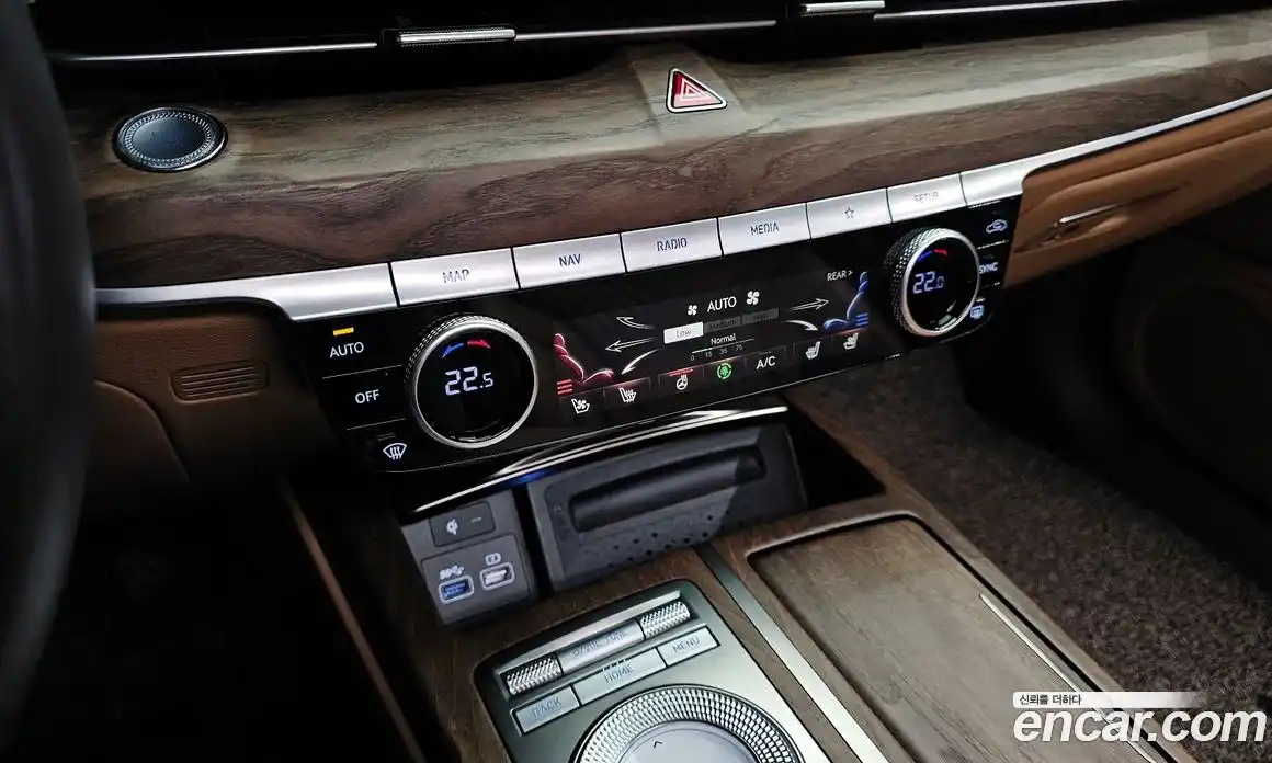 Genesis G80 2022 2.5 Автомат в Москве № 536704, фото 17