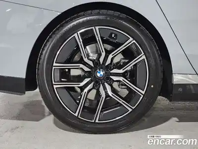 BMW 7-Series 2025 3.0 Автомат в Москве № 537867, миниатюра 5