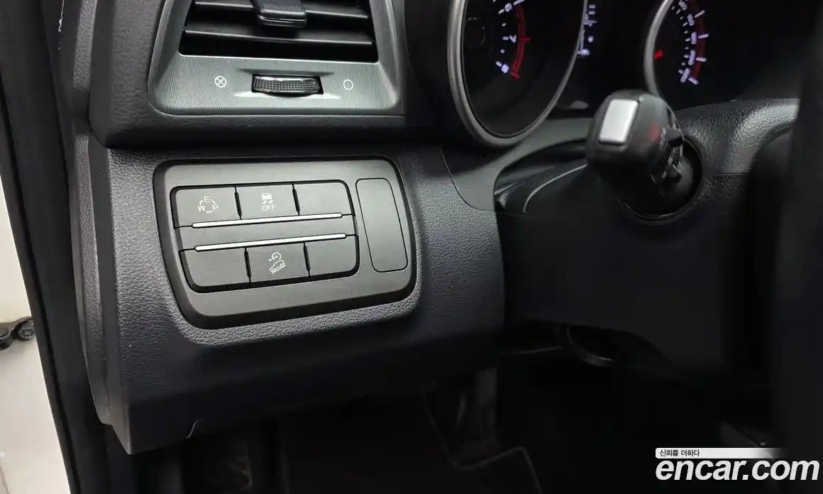 SsangYong TIBOLI 2019 1.6 Автомат в Москве № 538618, фото 17