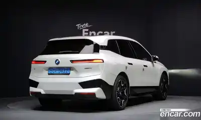 BMW iX 2022 0.3 Автомат в Москве № 539734, миниатюра 2