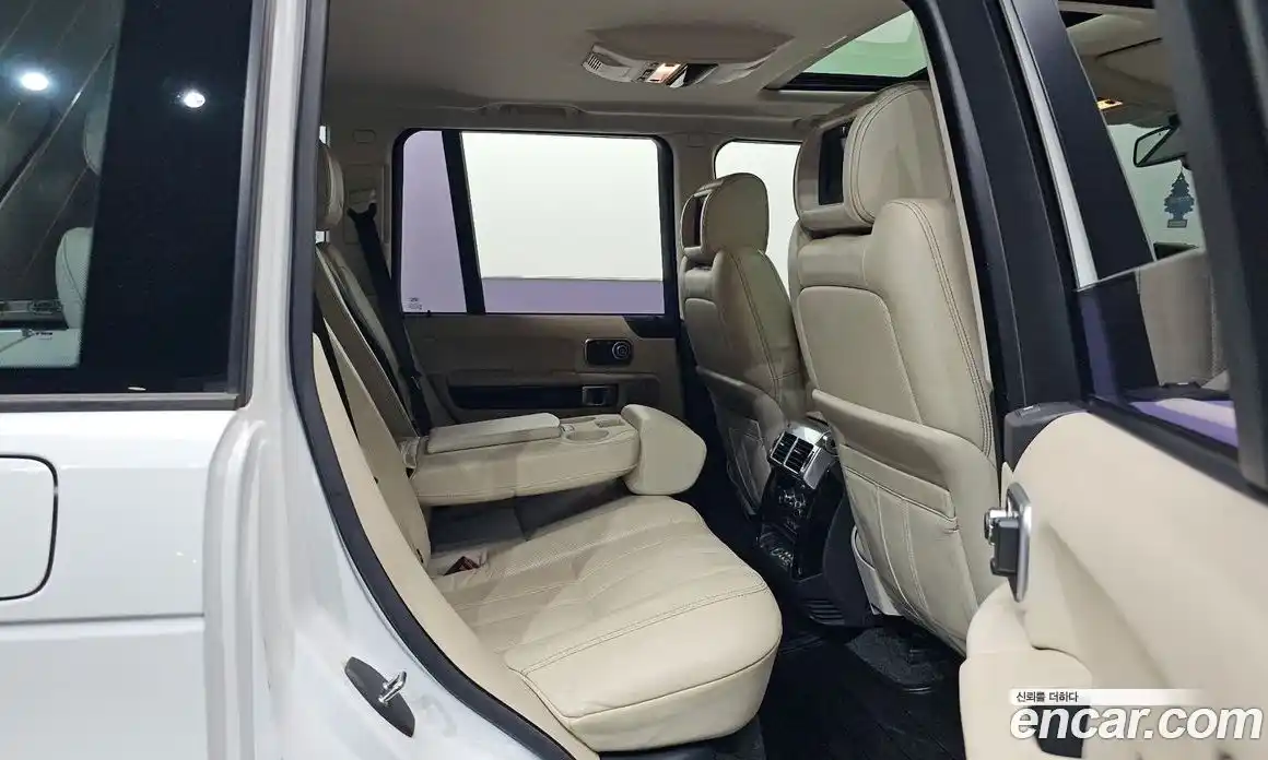 Land Rover Range-Rover 2011 5.0 Автомат в Москве № 541083, фото 12