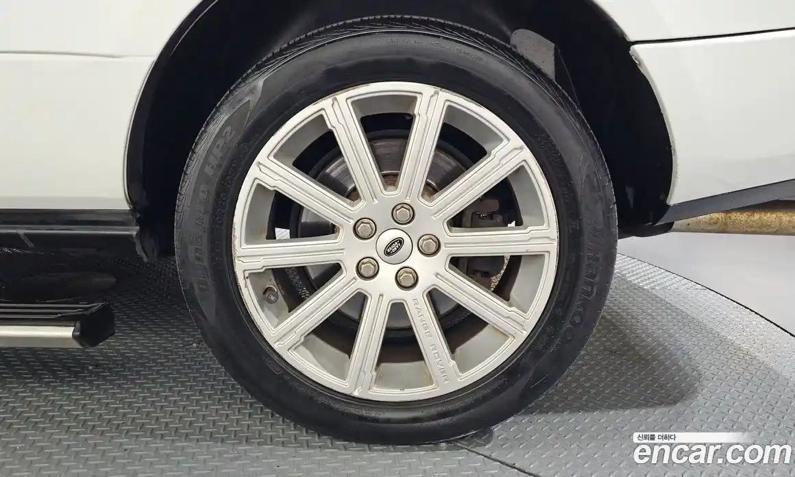 Land Rover Range-Rover 2011 5.0 Автомат в Москве № 541083, фото 5