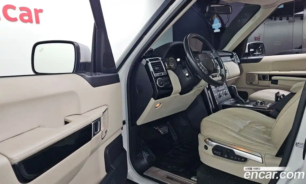 Land Rover Range-Rover 2011 5.0 Автомат в Москве № 541083, фото 10