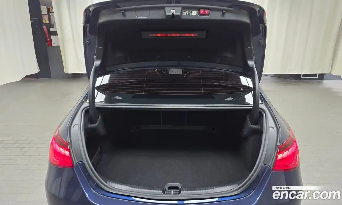 Mercedes-Benz C-Class 2025 2.0 Автомат в Москве № 541384, фото 20