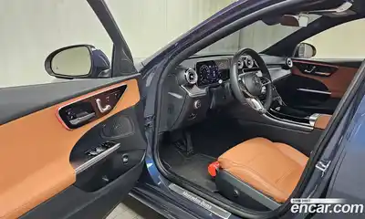 Mercedes-Benz C-Class 2025 2.0 Автомат в Москве № 541384, миниатюра 10