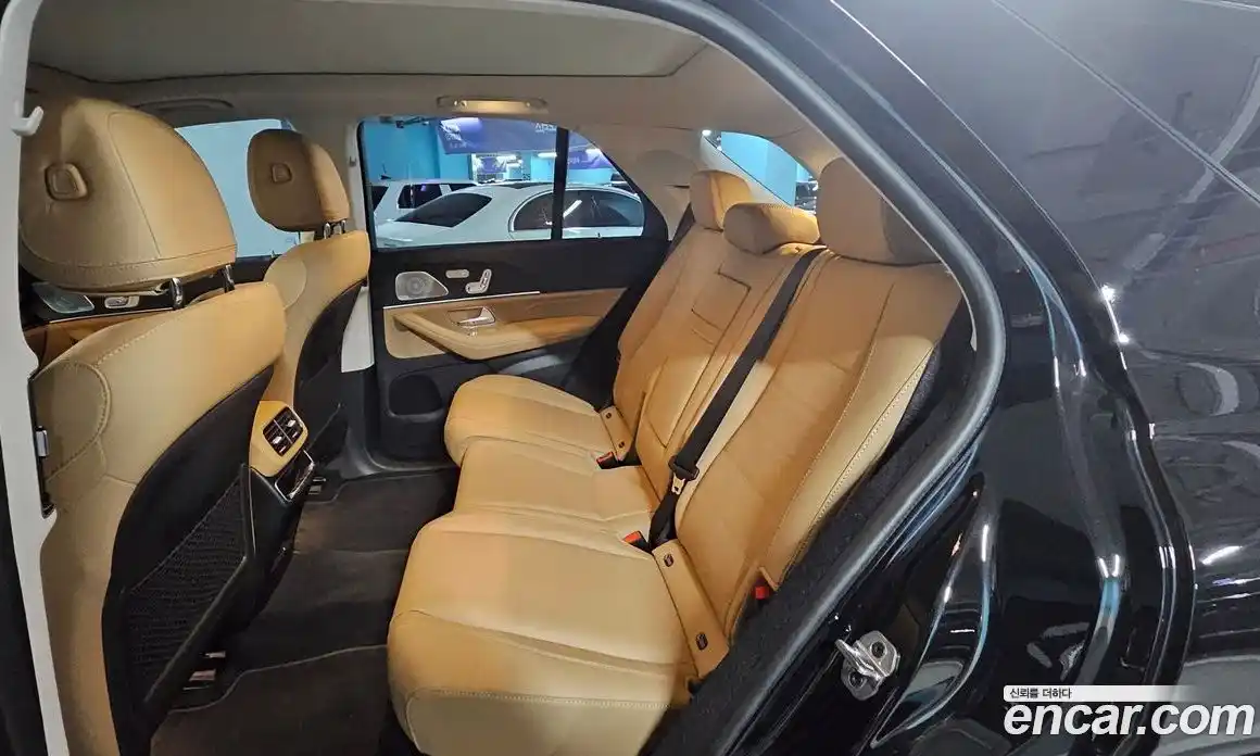 Mercedes-Benz GLE-Class 2025 3.0 Автомат в Москве № 541570, фото 12