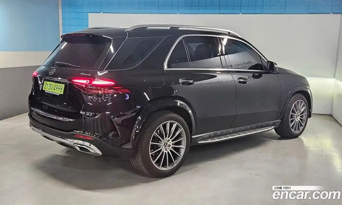 Mercedes-Benz GLE-Class 2025 3.0 Автомат в Москве № 541570, фото 3