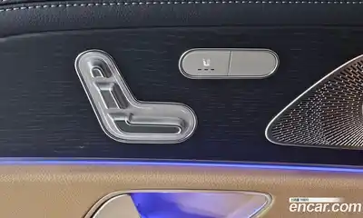 Mercedes-Benz GLE-Class 2025 3.0 Автомат в Москве № 541570, миниатюра 6