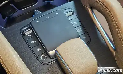 Mercedes-Benz GLE-Class 2025 3.0 Автомат в Москве № 541570, миниатюра 10