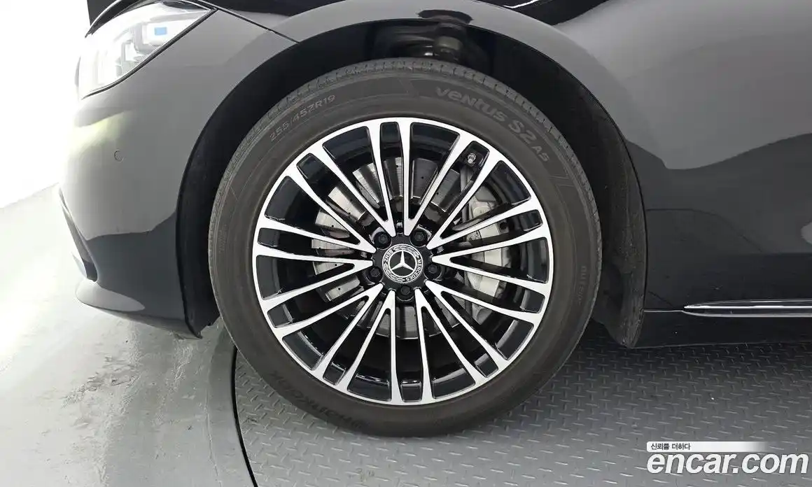 Mercedes-Benz S-Class 2023 2.9 Автомат в Москве № 542768, фото 5