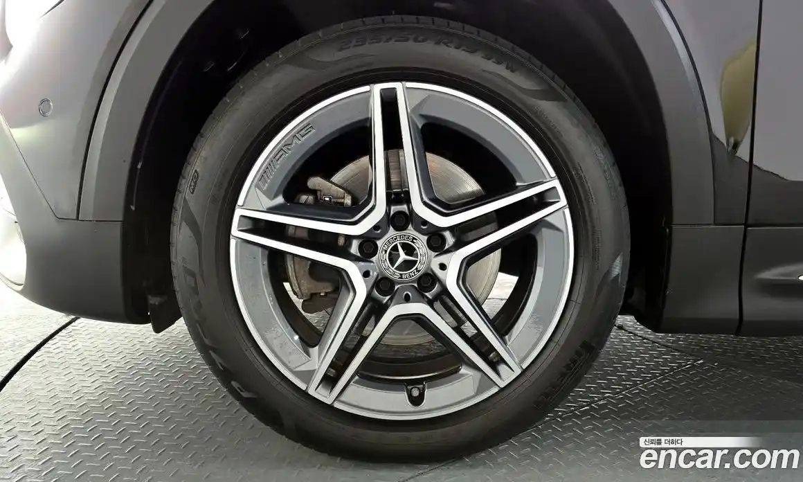 Mercedes-Benz GLB-Class 2021 2.0 Автомат в Москве № 542889, фото 4