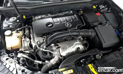 Mercedes-Benz GLB-Class 2021 2.0 Автомат в Москве № 542889, миниатюра 5