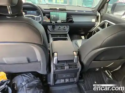Land Rover Defender 2023 3.0 Автомат в Москве № 543224, миниатюра 8