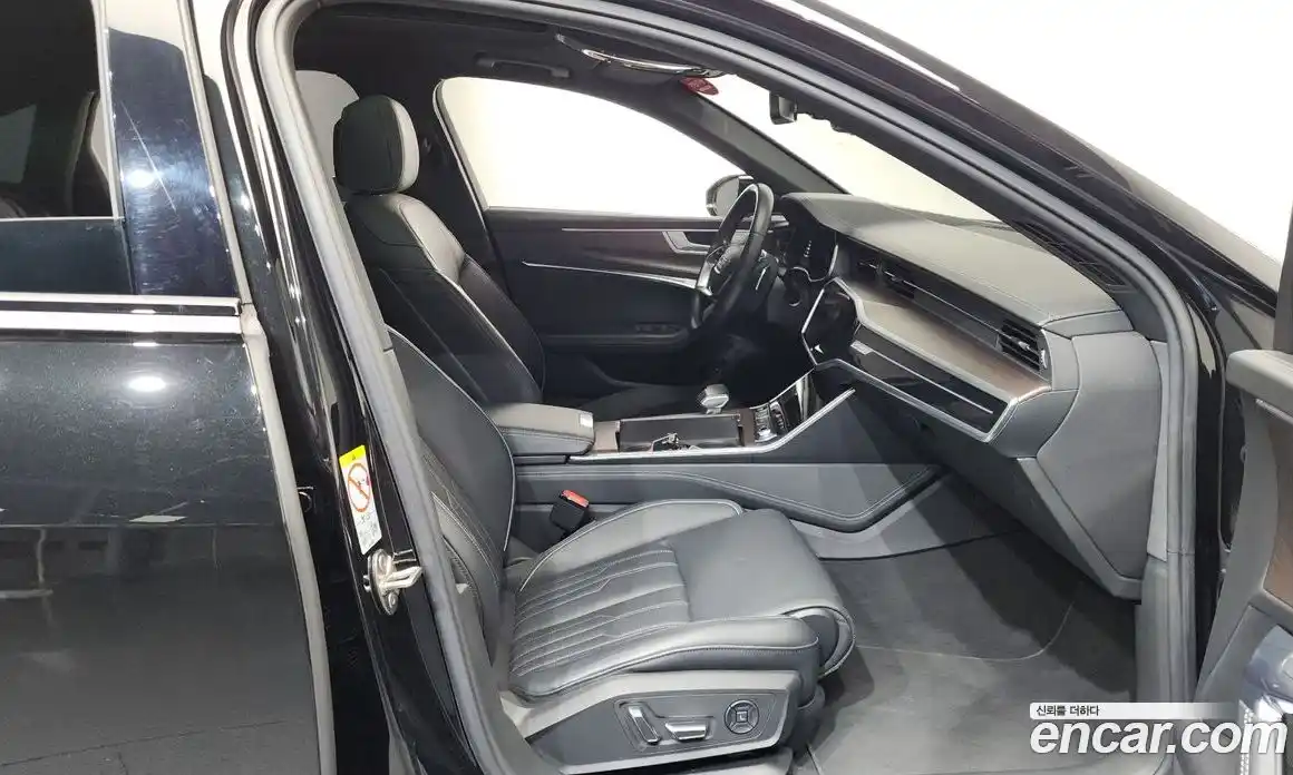 Audi A6 2023 3.0 Автомат в Москве № 544054, фото 11