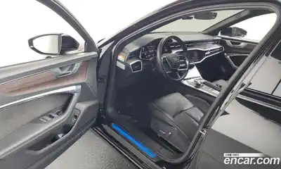 Audi A6 2023 3.0 Автомат в Москве № 544054, миниатюра 10