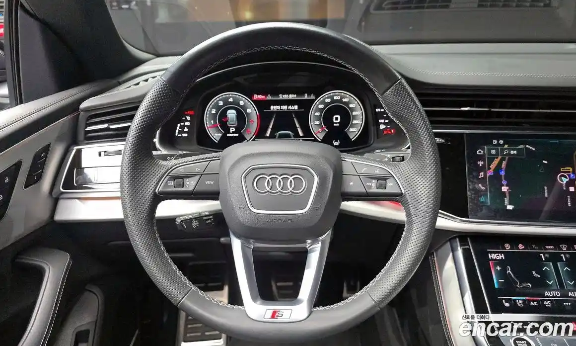 Audi Q8 2023 3.0 Автомат в Москве № 544184, фото 13