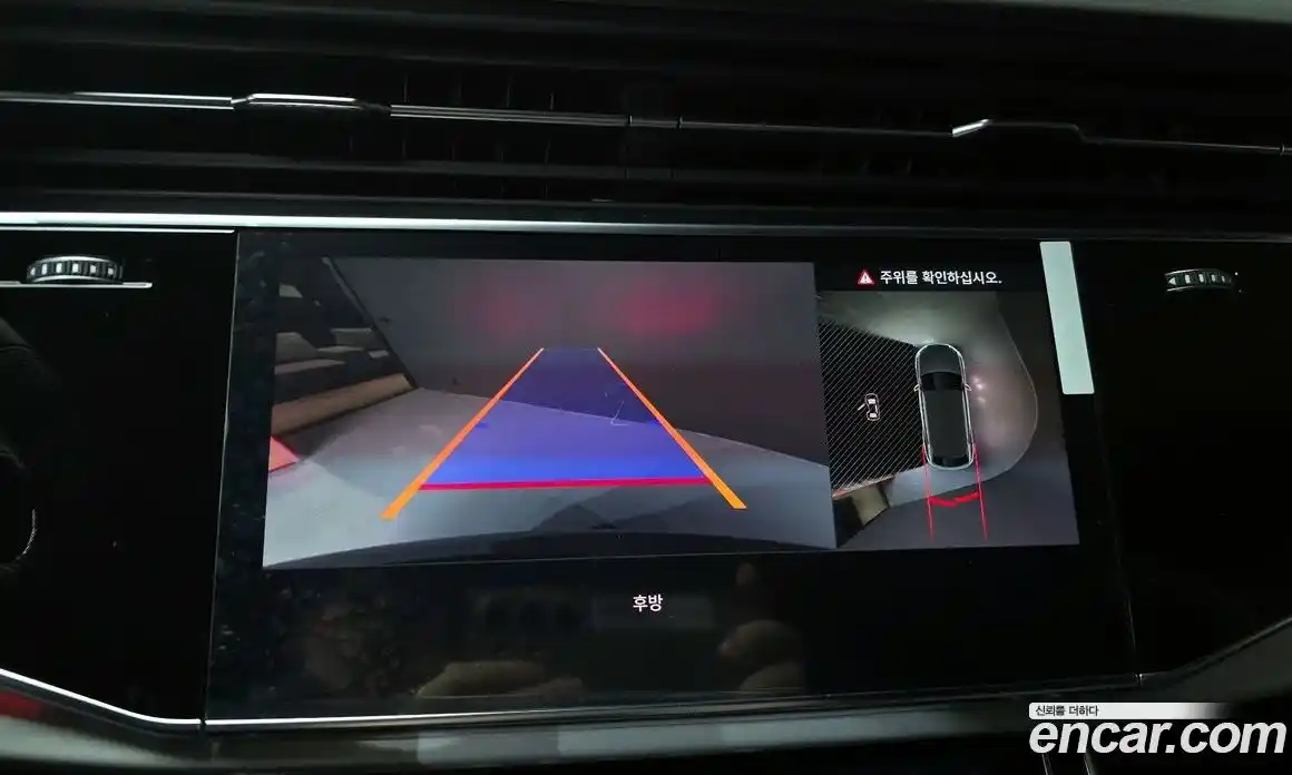 Audi Q8 2023 3.0 Автомат в Москве № 544184, фото 16