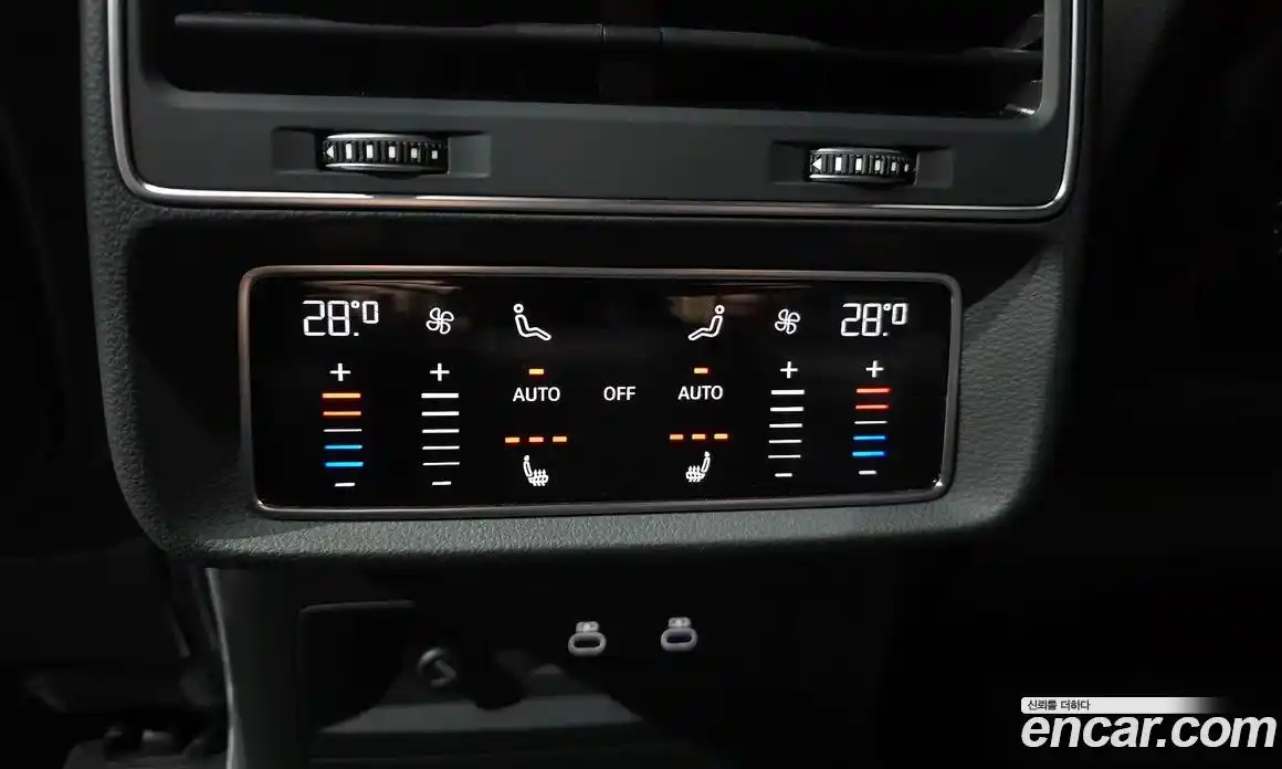 Audi Q8 2023 3.0 Автомат в Москве № 544184, фото 17