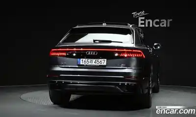 Audi Q8 2023 3.0 Автомат в Москве № 544184, миниатюра 4