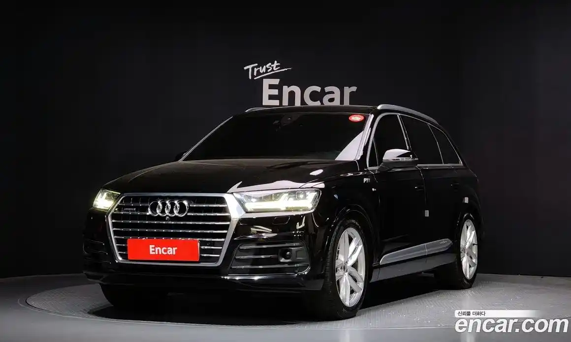 Audi Q7 2016 3.0 Автомат в Москве № 544566, фото 1