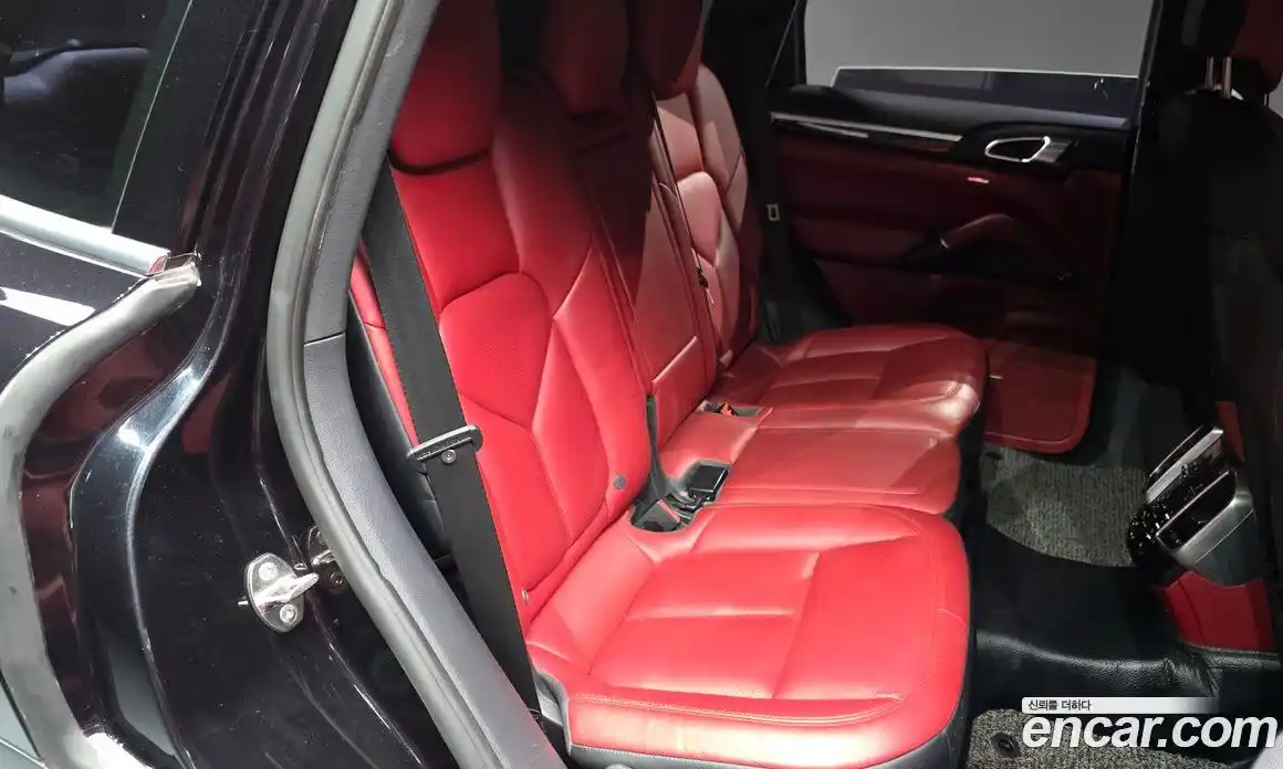 Porsche Cayenne 2016 3.0 Автомат в Москве № 545755, фото 12