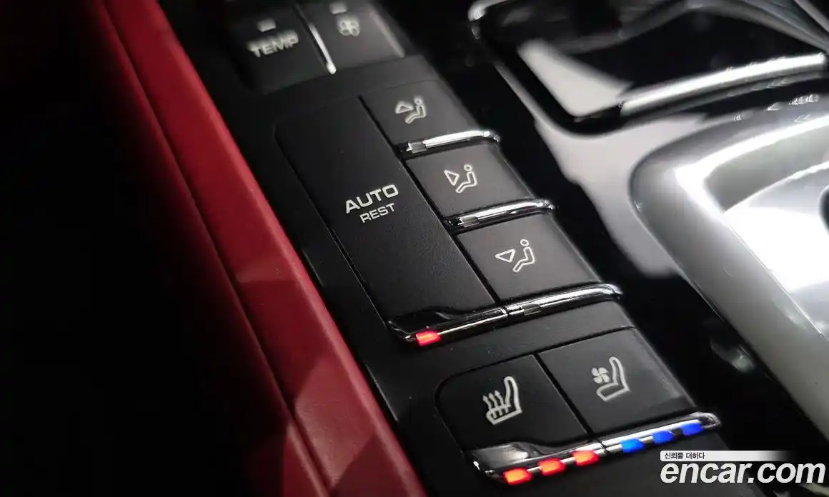 Porsche Cayenne 2016 3.0 Автомат в Москве № 545755, фото 16