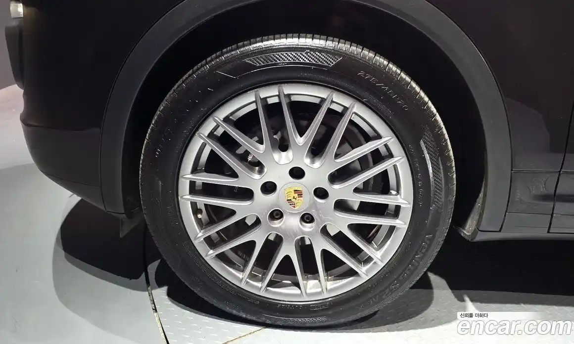 Porsche Cayenne 2016 3.0 Автомат в Москве № 545755, фото 5