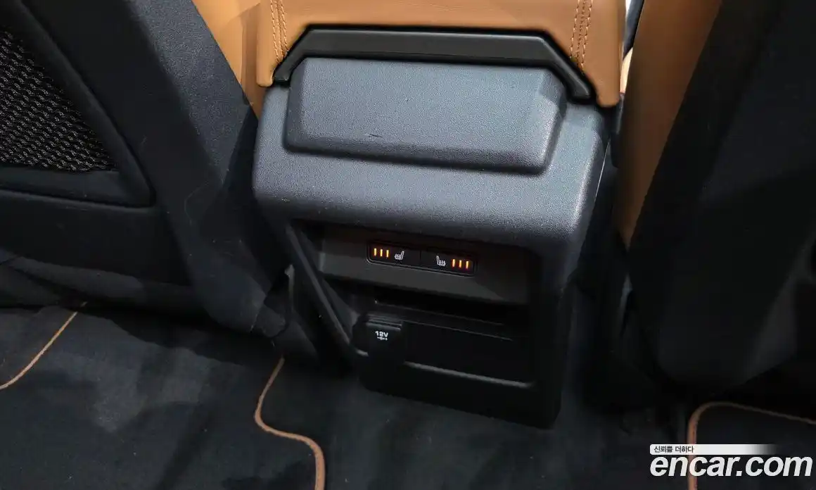 Land Rover Discovery Sport 2018 2.0 Автомат в Москве № 546250, фото 18