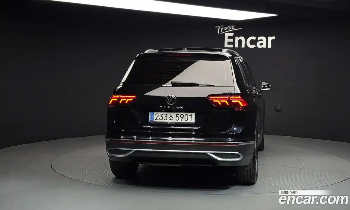 Volkswagen Tiguan 2023 2.0 Автомат в Москве № 547272, фото 4