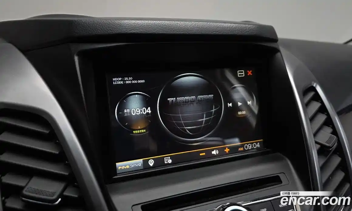 SsangYong Korando 2015 2.0 Автомат в Москве № 62576, фото 14