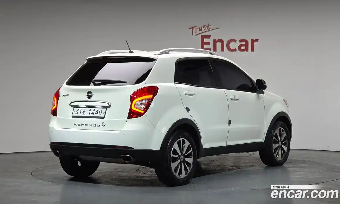 SsangYong Korando 2015 2.0 Автомат в Москве № 62576, фото 15